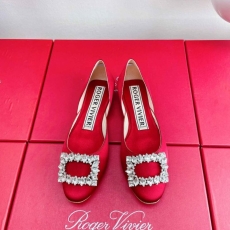 Roger Vivier flat shoes